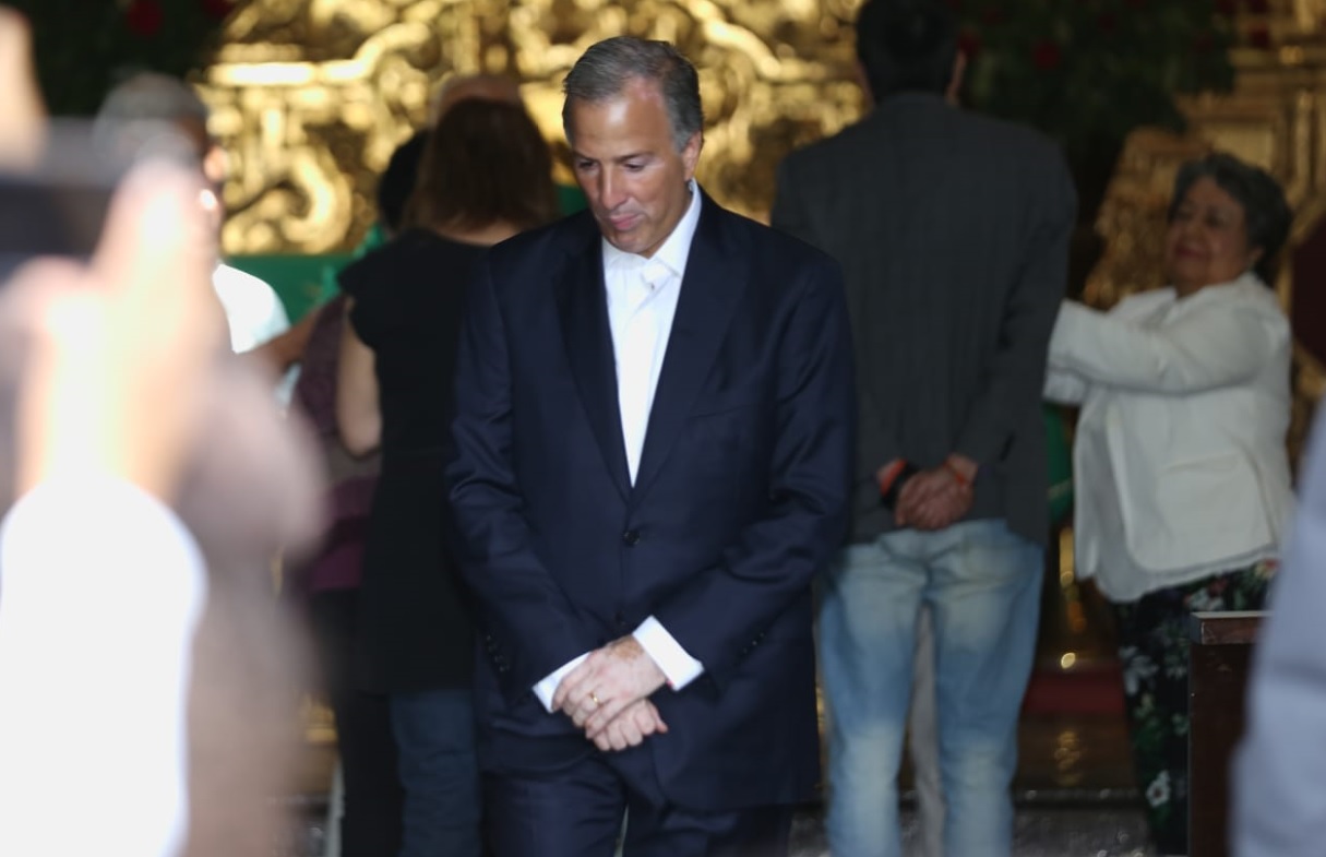 José Antonio Meade acude a misa (Foto: Jorge González)