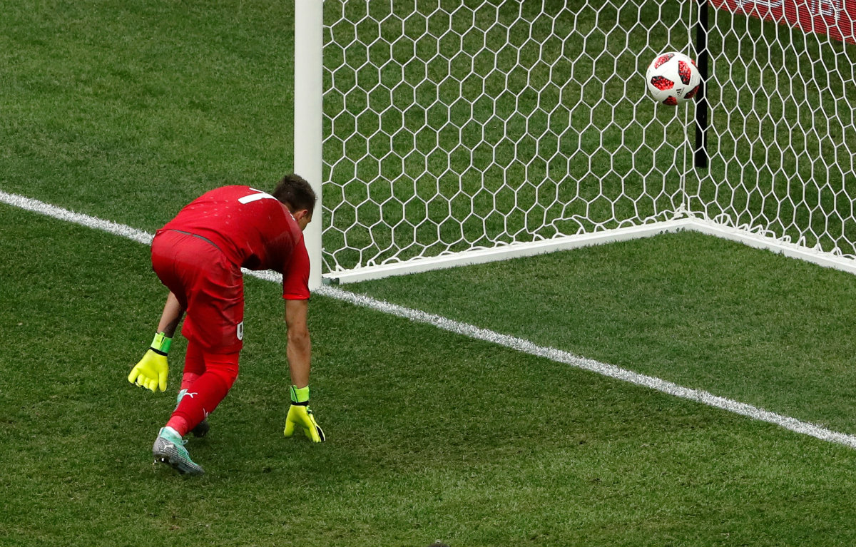 http://www.notivox.com.mx/uploads/media/2018/07/06/muslera-comete-error-gol-francia.JPG
