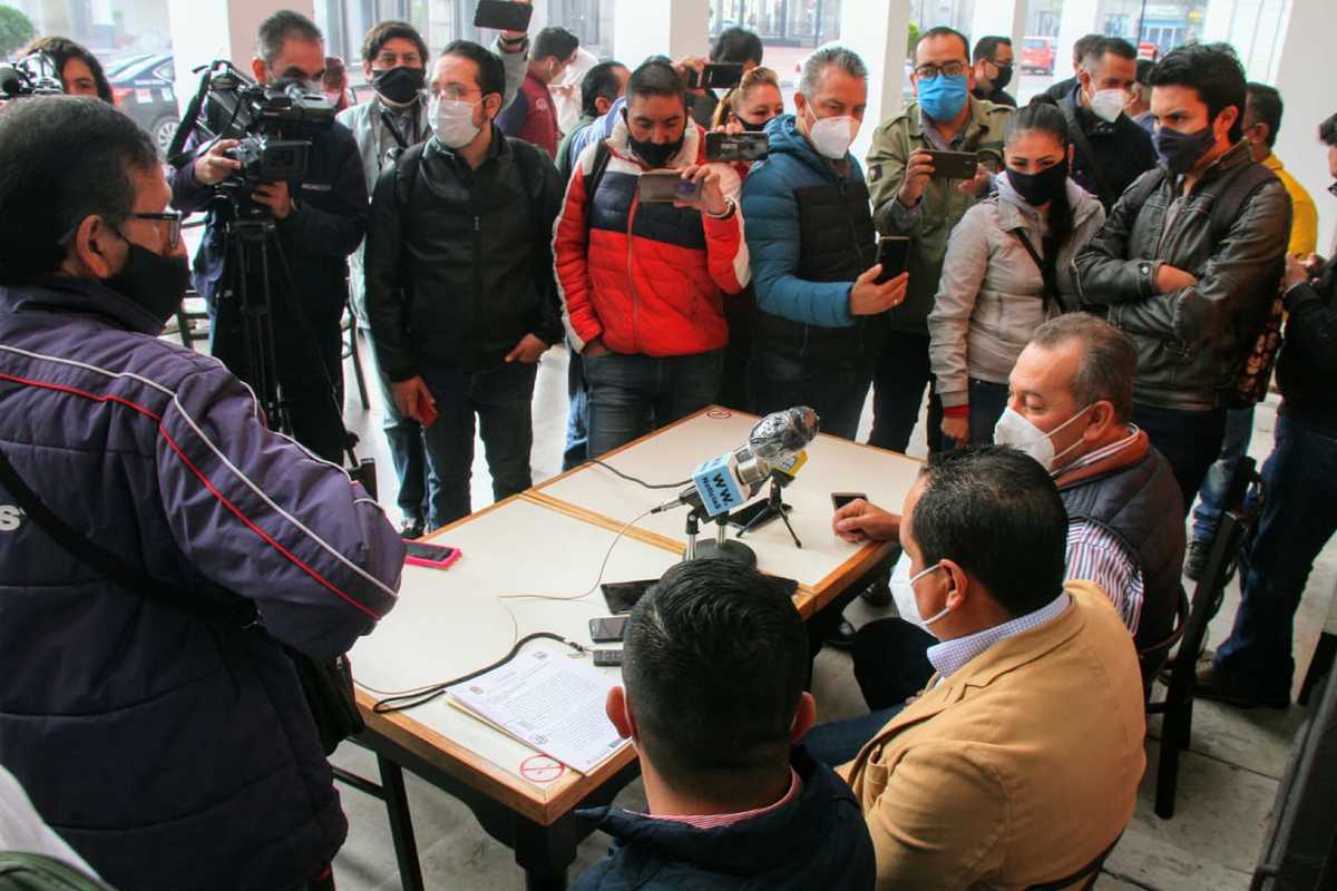 La legisladora, acotó, aseguraba que tenía la oportunidad de dar hasta 15 millones de pesos para apoyos.