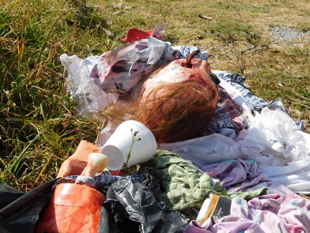 Al parecer habría sido abandonada como parte de una broma.