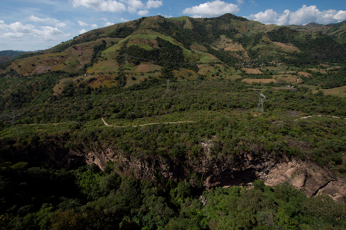 Los habitantes de la zona creen que en sus profundidades habitan espíritus como el del Diablo. | Mario Benítez