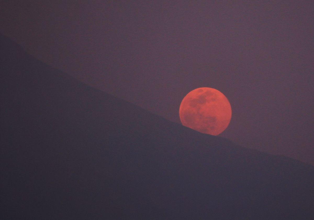 Superluna rosa