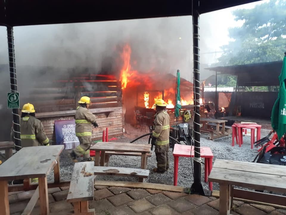 Incendio en Minatitlán, Veracruz (Isabel Zamudio)