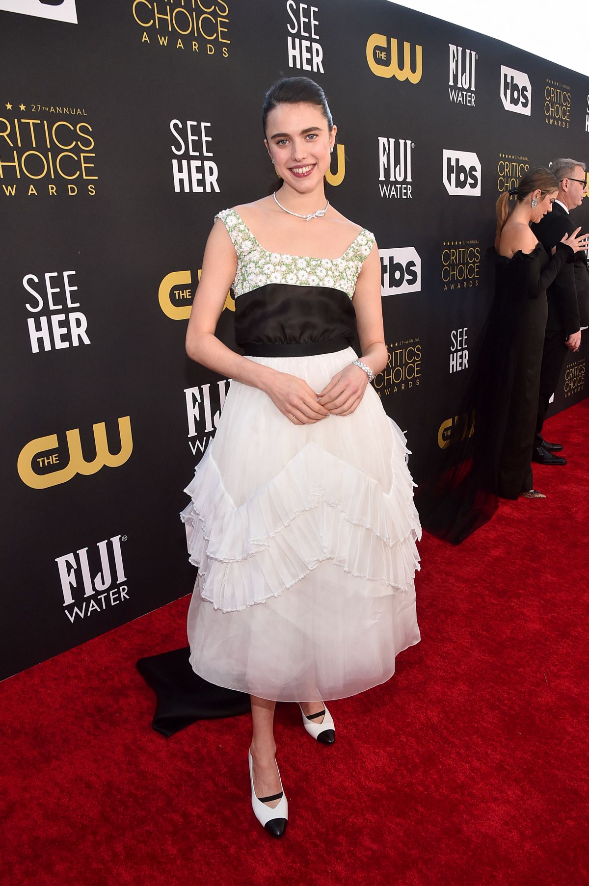 https://www.notivox.com.mx/uploads/media/2022/03/13/sarah-margaret-qualley-afp.jpg