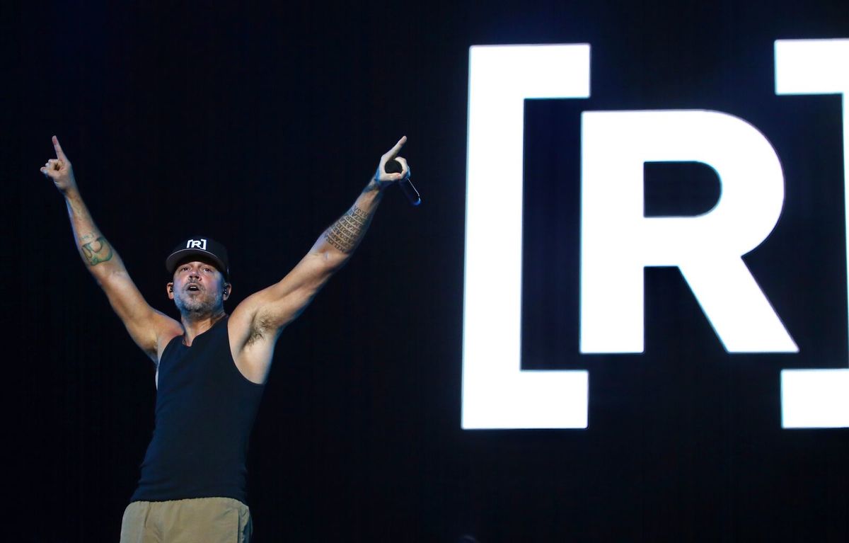 https://www.notivox.com.mx/uploads/media/2022/03/20/residente-en-el-vive-latino-1.jpeg